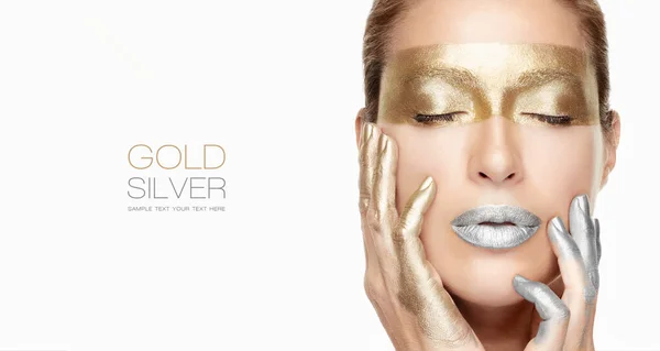 Beautiful Model Girl Face Bright Makeup Glossy Gold Silver Lipstick — Stock Photo, Image