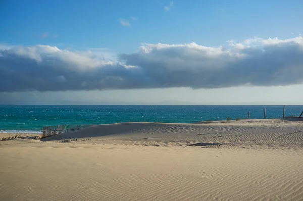 タリファのバルデバケロス砂丘とビーチの景色 スペイン アンダルシアのカディス海岸の自然景観 — ストック写真