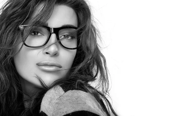 Cool Trendy Eyewear. Beleza Moda Jovem Mulher em Óculos . — Fotografia de Stock