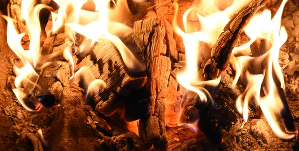 Feu Avec Des Flammes Jaunes Orange — Photo