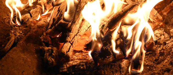 Feu Avec Des Flammes Jaunes Orange — Photo