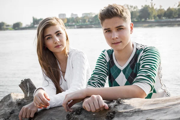 Portrait of attractive girl and boy — Stock Photo, Image