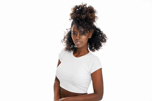 Indah African American Gadis Dengan Gaya Rambut Afro Terisolasi — Stok Foto