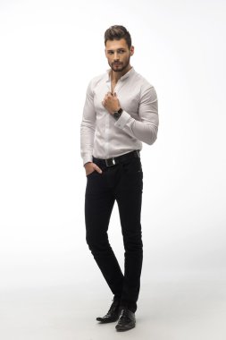 yakışıklı adam