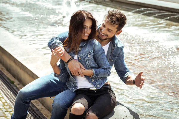 Beautiful happy couple — Stock Photo, Image