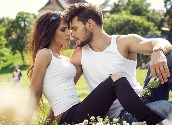 Attractive young couple Royalty Free Stock Images