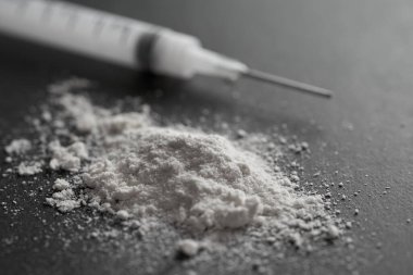 İlaç ve şırınga görüntüsü