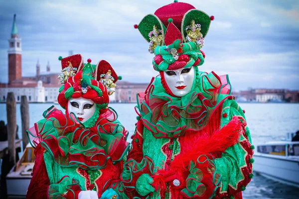 Máscara de carnaval engraçado em Veneza - Traje veneziano — Fotografia de Stock