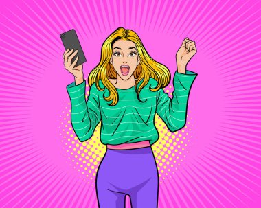 Elinde telefon olan ve ayrımcılık yapan seksi bir kız. Akıllı telefonlu bir kadın. Dijital reklam. Bir haber ya da satış konsepti.