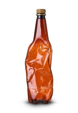 Beyaz arka planda büyük plastik soda şişesi.