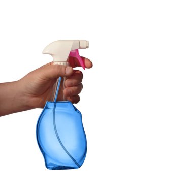 Elinde şeffaf fıskiye var.