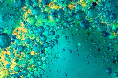 Camda yağ kabarcıkları ve renkli arkaplan