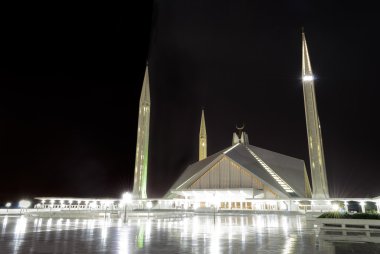 Faysal Camii İslamabad geceleri