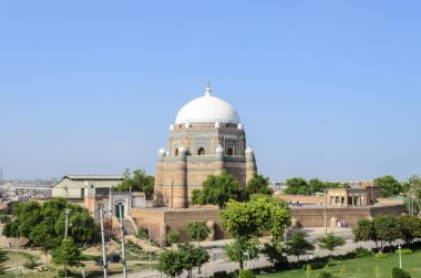 Mezar, Şah Rukn-e-Alam için yapılan multan
