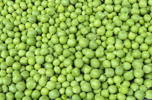 Fresh green peas — Stock Photo, Image