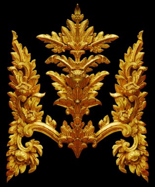 Süs malzemeleri, klasik altın çiçekli tasarımlar.