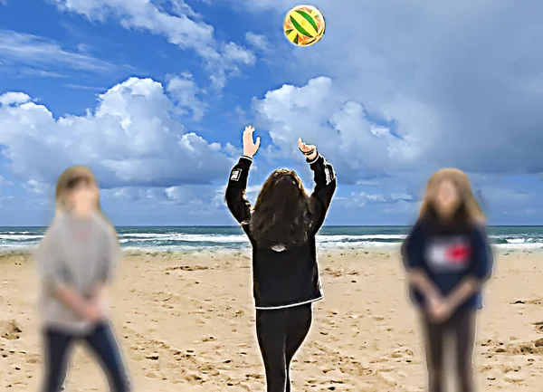 Young Girl Playing Volleyball Beach Atlantic Ocean — Stock Photo, Image