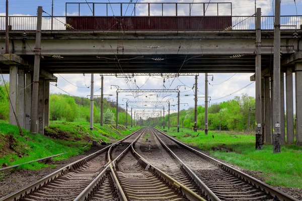 Confusing railway tracks and bridge — 图库照片