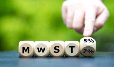 Ocak 2021 'de Alman uyarıcı paketlerinin sonu. El zarları döndürür ve 