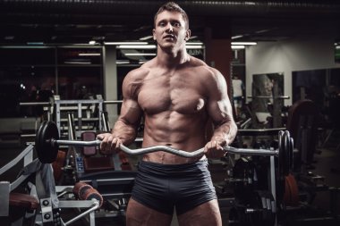 adam spor olarak çalışma sırasında