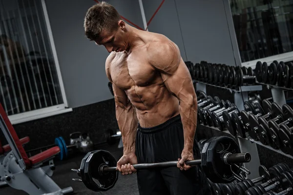 Musculação braços de treinamento — Fotografia de Stock