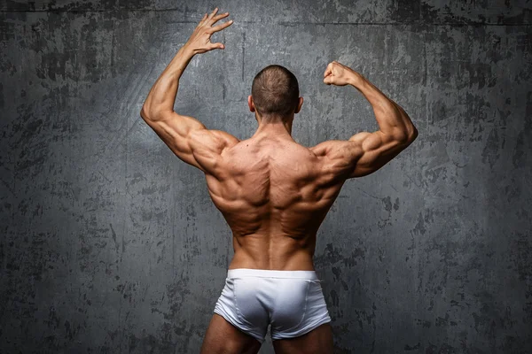 Homem muscular em roupa interior — Fotografia de Stock