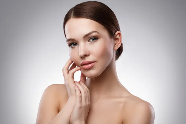 Woman face with clean skin — Stock Photo, Image