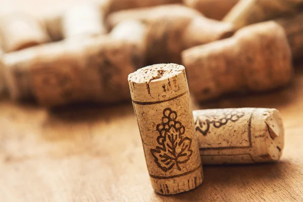 Corchos de vino diferentes — Foto de Stock