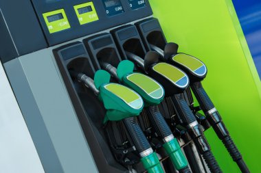 Modern Benzin İstasyonu