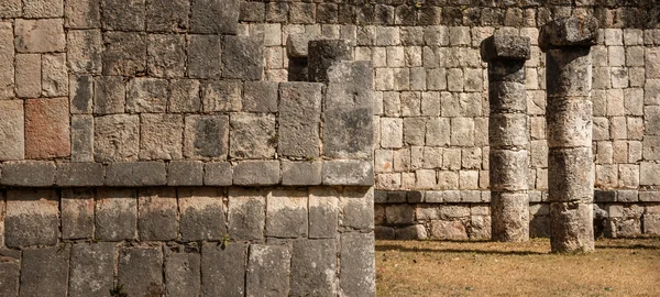 Antiche rovine a Chichen Itza — Foto Stock