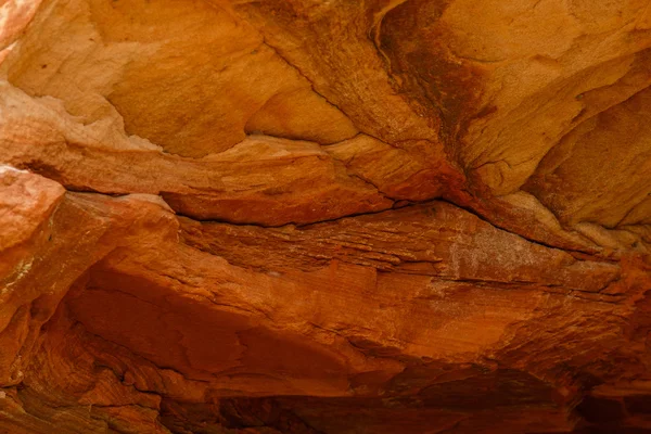 Stânci de nisip cu peșteri — Fotografie, imagine de stoc