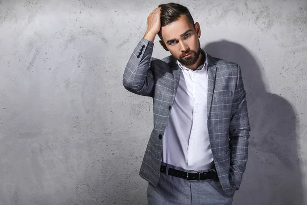 Handsome Bearded Man Wearing Gray Checkered Suit Posing Concrete Wall — Stock Photo, Image