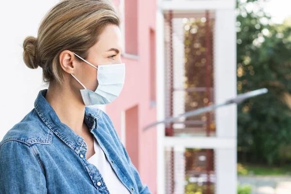 Young Woman Prevention Mask Her Face Balcony — Stock Photo, Image