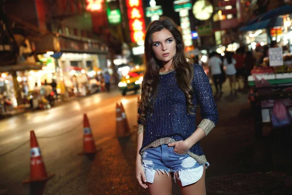 Sexy Mooi Model Poseert Chinatown Van Bangkok Stad — Stockfoto