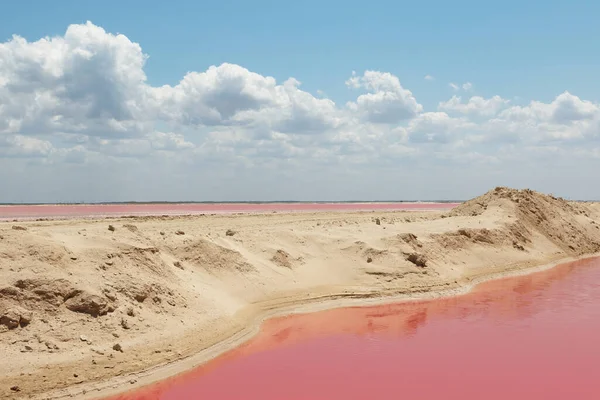 Riktigt Rosa Saltsjö Yucatan Mexiko — Stockfoto