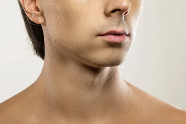 Los Hombres Cuidado Piel Belleza Primer Plano Cara Masculina Afeitada —  Fotos de Stock
