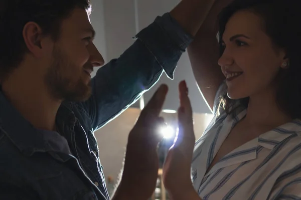 Retrato Pareja Amorosa Joven Casa — Foto de Stock