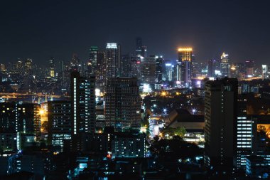 Modern gece manzarası Bangkok şehri