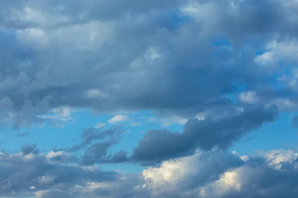 Mooie wolken — Stockfoto