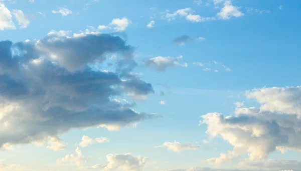 Mooie wolken — Stockfoto