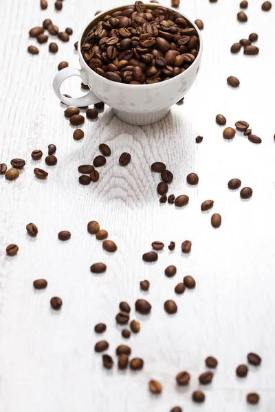 カップ&コーヒー豆 — ストック写真