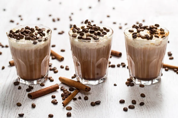 Cóctel de café con espuma crema — Foto de Stock