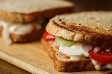 Ev yapımı sandviçler