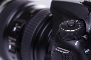 DSLR fotoğraf makinesi yakın çekim