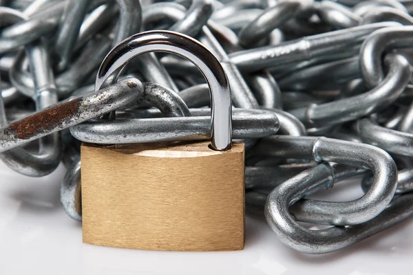 Padlock and chain — Stock Photo, Image