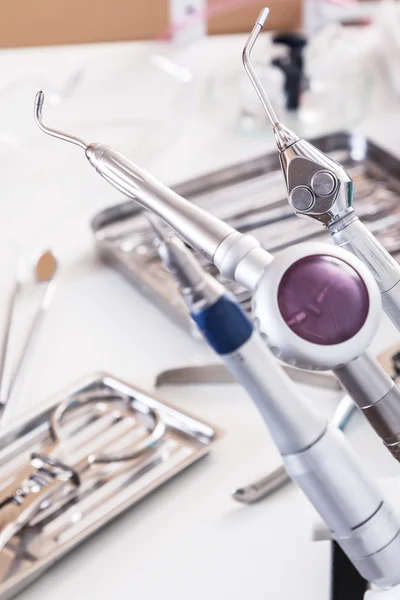 Lugar de trabajo del dentista —  Fotos de Stock