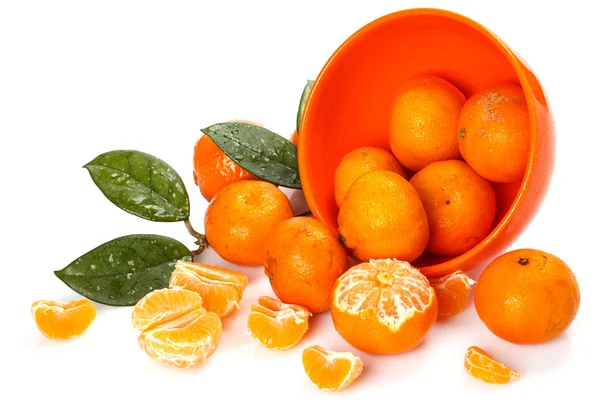 Tangerinas frescas na tigela — Fotografia de Stock