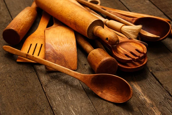 Utensílios de cozinha de madeira — Fotografia de Stock