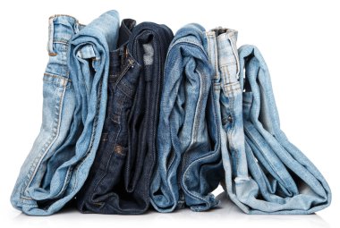 Mavi jeans yığını