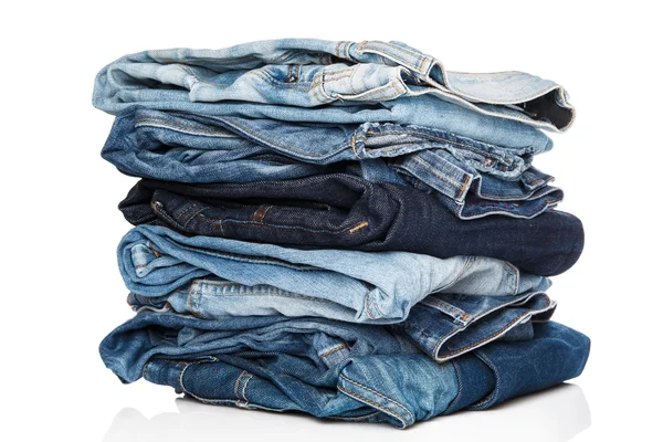 Stack Blå jeans — Stockfoto